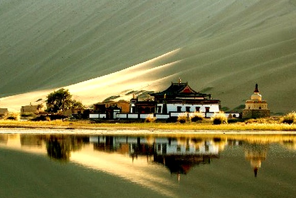 Badain Jaran Kloster Badain Jaran Kloster